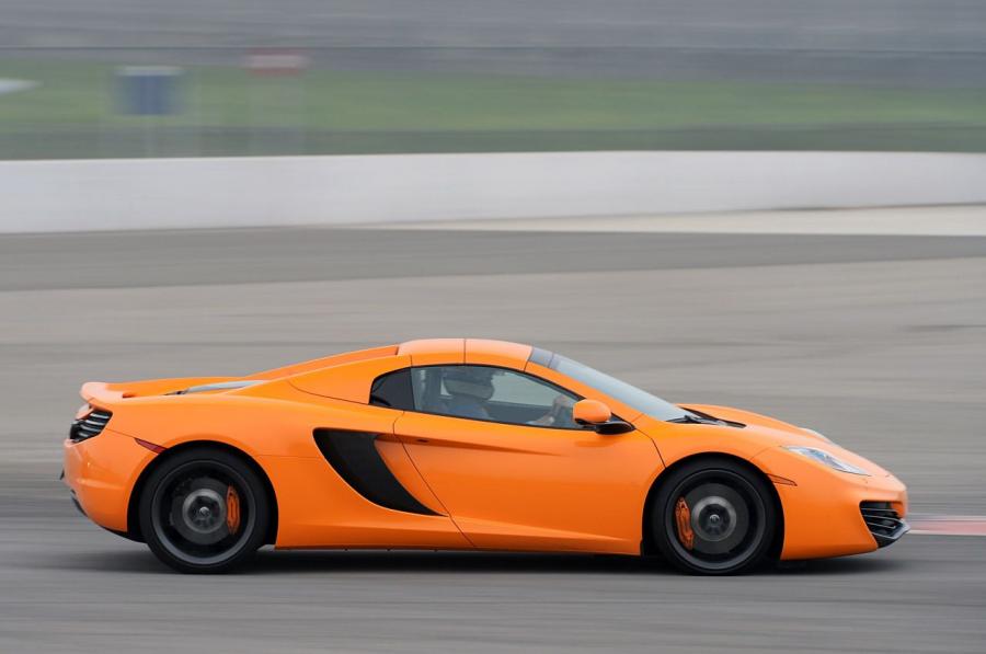  McLaren MP4-12C Spyder 2012 года  (фото 269 из 270)